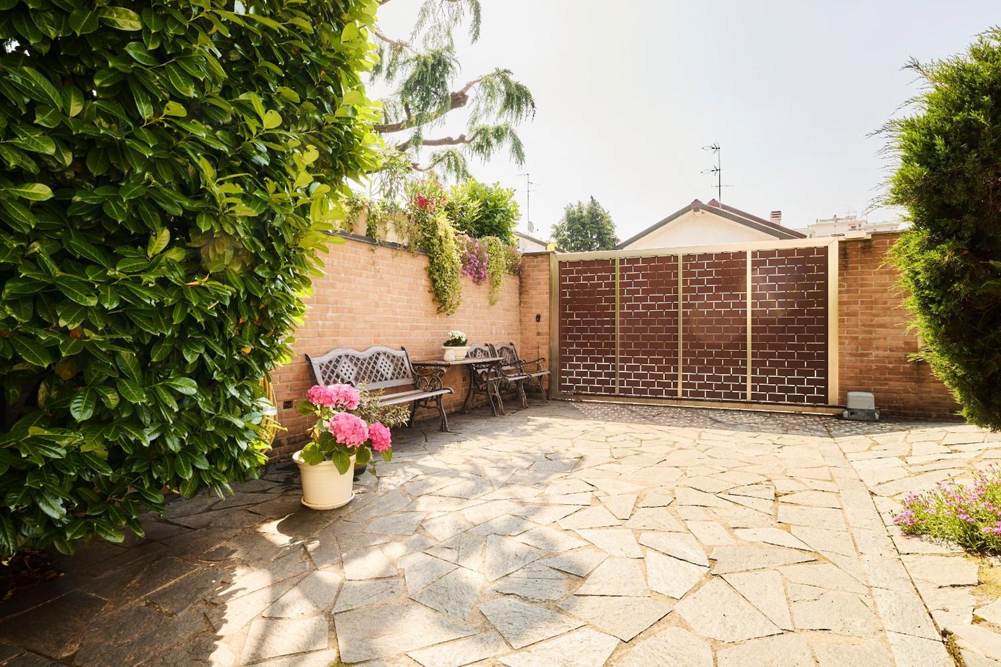 The Peaceful Apartament Close To Milan Trezzano sul Naviglio Εξωτερικό φωτογραφία
